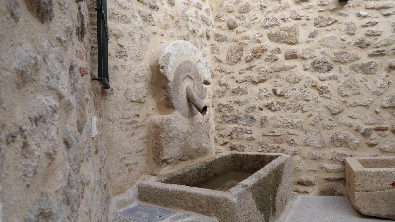 Hotel Rural La Casa De Carlota Монтанчес Екстер'єр фото