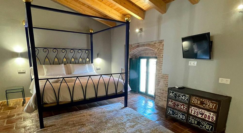 Hotel Rural La Casa De Carlota Монтанчес Екстер'єр фото